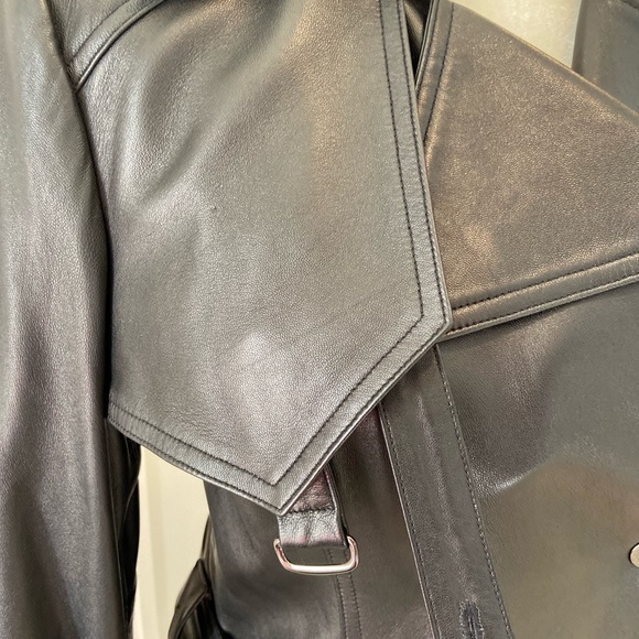 David Meister Vintage 100% Lamb skin leather coat. - Picture 2 of 7